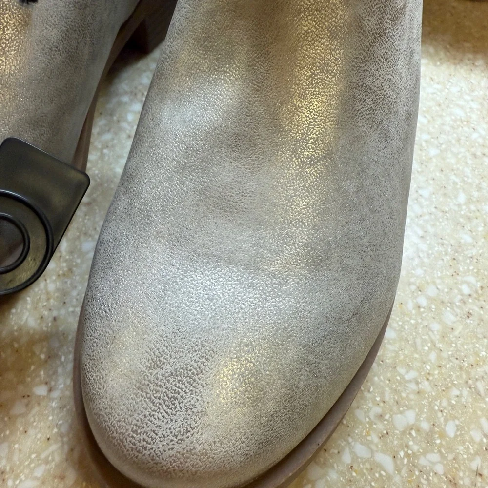 Classic Metallic Taupe Women's Ankle Boots Youth Sz 4 Shoes Brand New Slip On